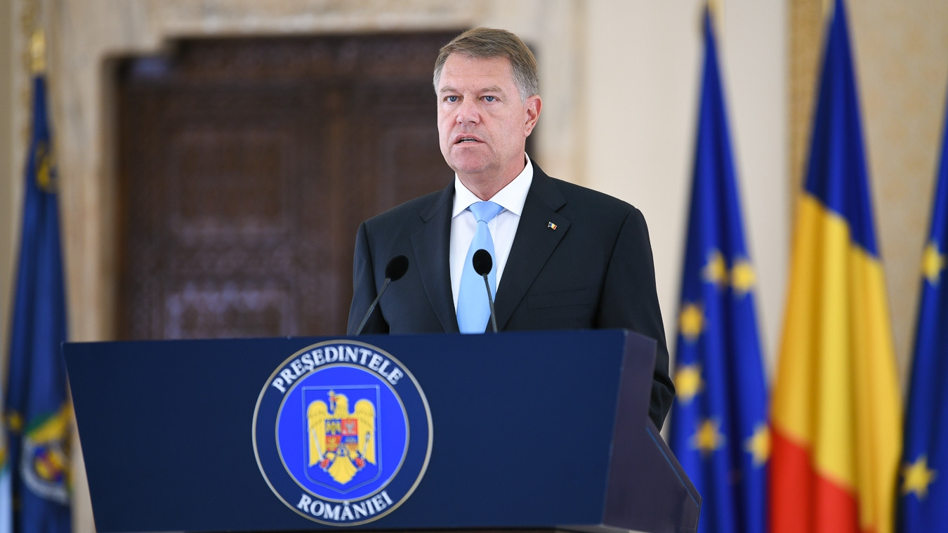 Iohannis convoacă o şedinţă specială a CSAT. "Indiferent de sincope, mergem mai departe"