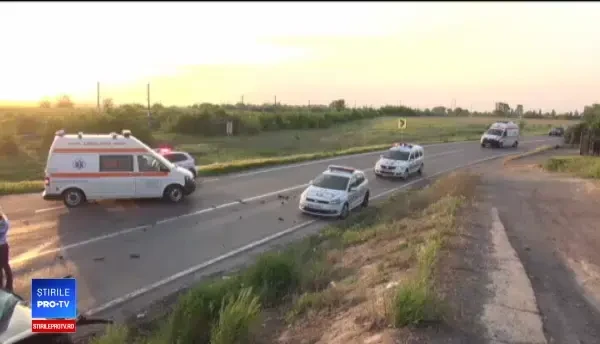 8 răniți în urma coliziunii între un autocar și un autoturism, în Brăila. VIDEO