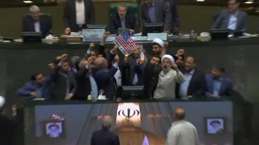 Incendiere steagul Americii