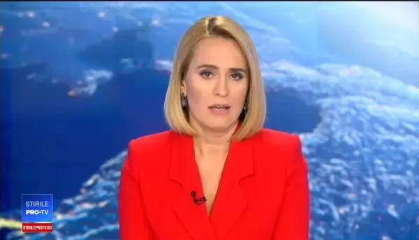 Jandarmii din Harghita au ajutat o ursoaică să-și găsească puii rătăciți