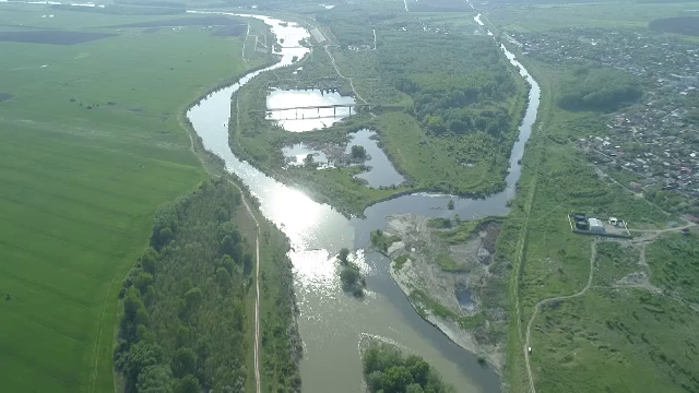 POLUAŢI DE INCOMPETENŢĂ