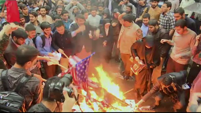 Trump anunţă primele sancțiuni împotriva Teheranului. Reacţia Uniunii Europene