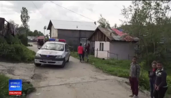 Bunicul unui copil de 2 ani susţine că băieţelul ar fi fost agresat sexual de un unchi