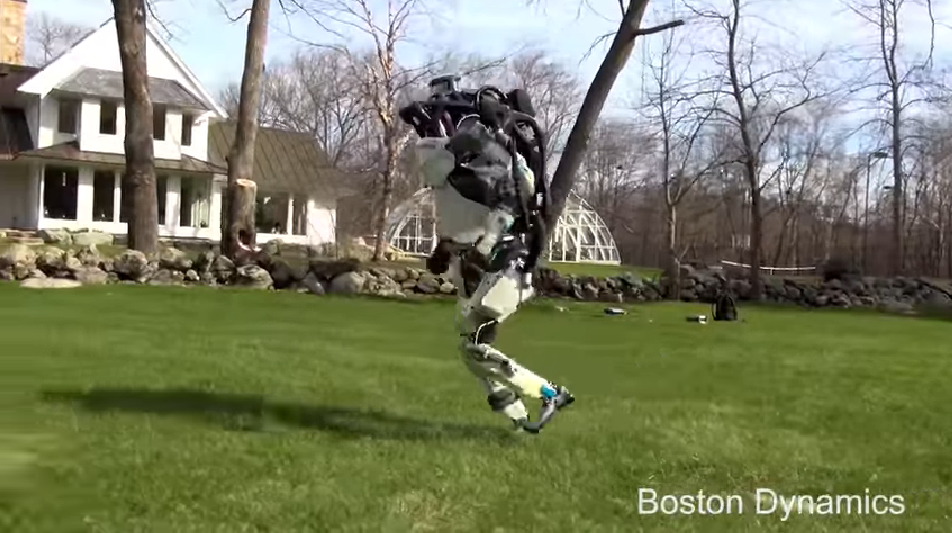 Entuziasm și teamă în urma unei înregistrări cu un robot umanoid alergând. VIDEO