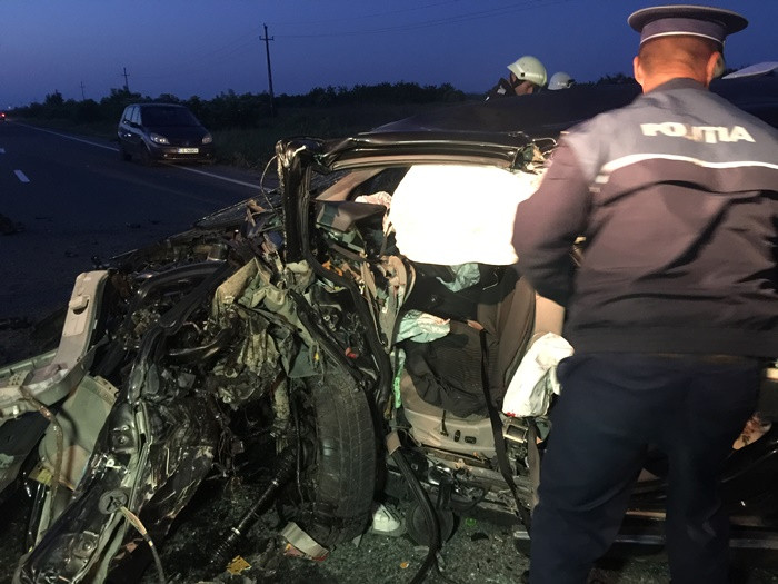 2 morți și 3 răniți, în urma unui accident rutier, în Timiș