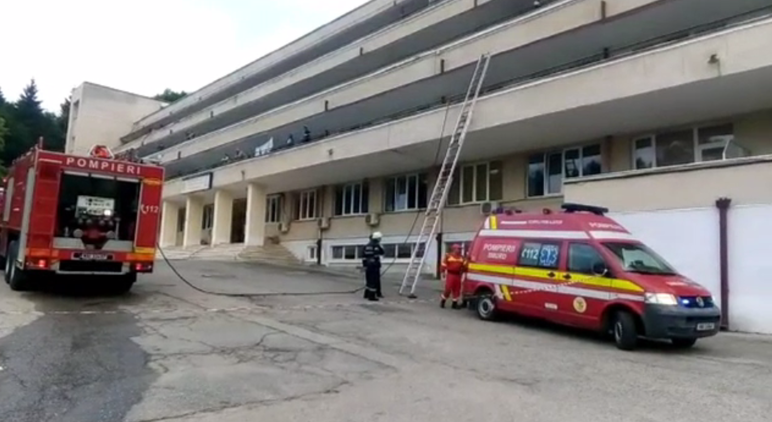 Incendiu la un spital din judeţul Argeş. Mai mulţi pacienţi, evacuaţi
