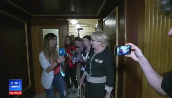 Viorica Dăncilă se consideră amenințată de președintele Klaus Iohannis