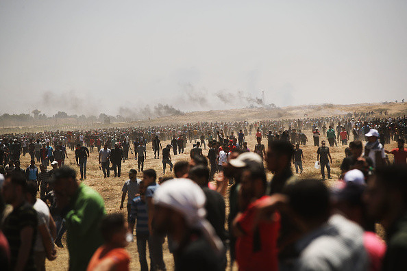 Un bebeluș palestinian a murit la frontiera cu Israelul. ”Spitalul miroase a sânge!”