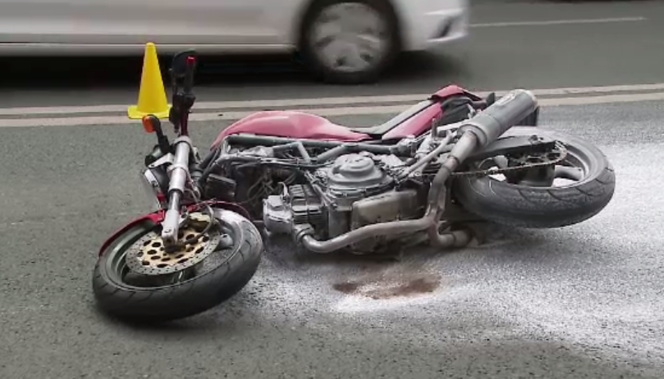 Polițistul din Cluj, rănit la cap într-un accident de motocicletă, se simte mai bine