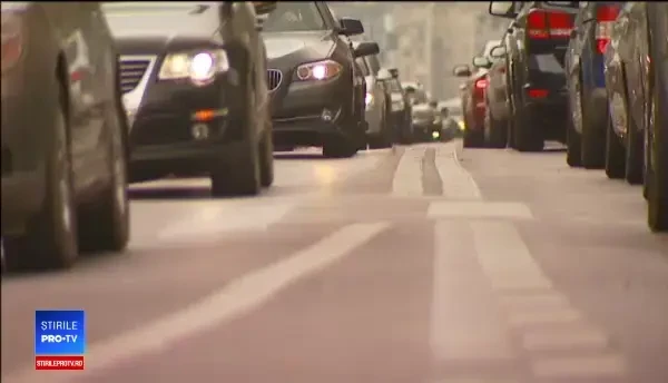 Motocicleta zburătoare și Robocop, prezentați la târgul de tehnologie de la București