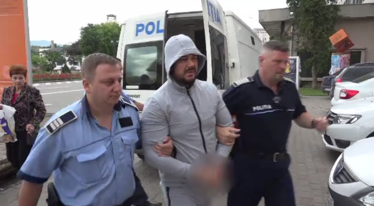 Tânărul ucis în Sebeș era căsătorit de 10 zile. Criminalul, prezentat în fața magistraților