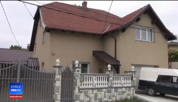 Un pedofil a ademenit cu dulciuri două minore, după care le-a agresat sexual