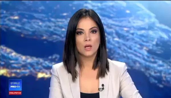 Mesajele dintre profesoară și elevul cu handicap: Ochii tăi mă fac să-mi pierd controlul