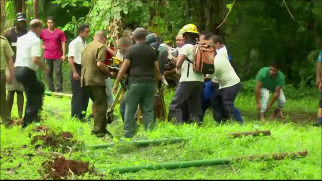 Imaginile filmate după prăbusirea avionului din Cuba. Aparatul de zbor avea 40 de ani