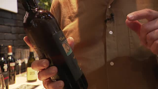 Vinurile extreme, apreciate și produse și în România. ”Reușesc să lase cu gura cască jurații”