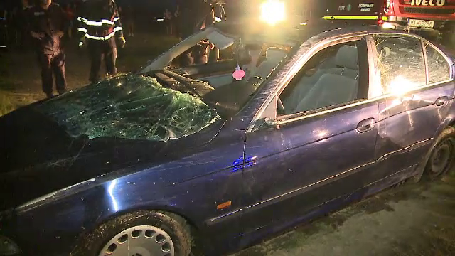 Răsturnare de situație în cazul tinerelor care au căzut în lac cu mașina. Cine s-ar fi aflat la volan