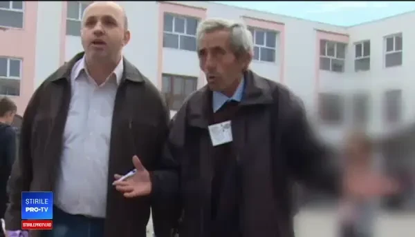 Scandal la o şcoală din Piteşti. Părinţii elevilor de clasa I reclamă ca o fetiţă îi bate zilnic pe cei mici