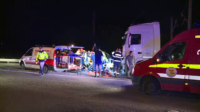 Două mașini, lovite de TIR pe Șoseaua de Centură a Capitalei: „A intrat în noi, nu a oprit”