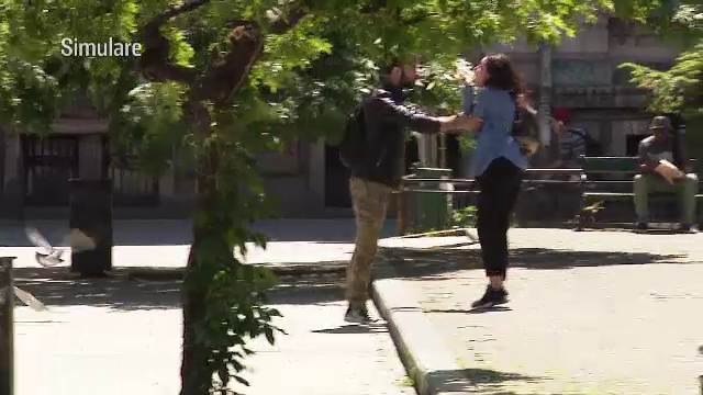 80% din bucureșteni NU intervin pentru un trecător aflat în pericol. Studiu îngrijorător