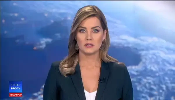 Mașină de poliție în misiune, lovită de un șofer neatent, în Prahova