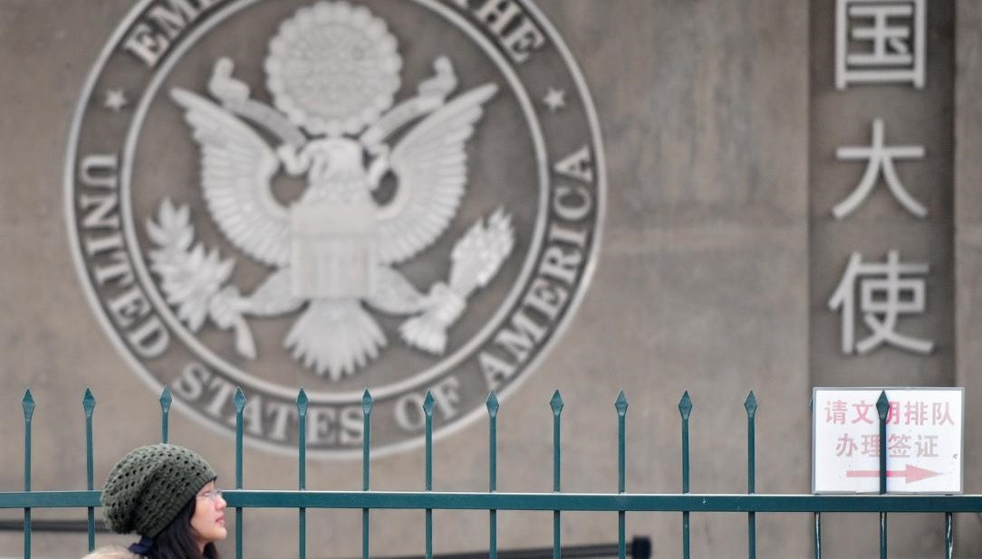 "Atac misterios" asupra ambasadei SUA din China. Un angajat ar fi suferit leziuni cerebrale