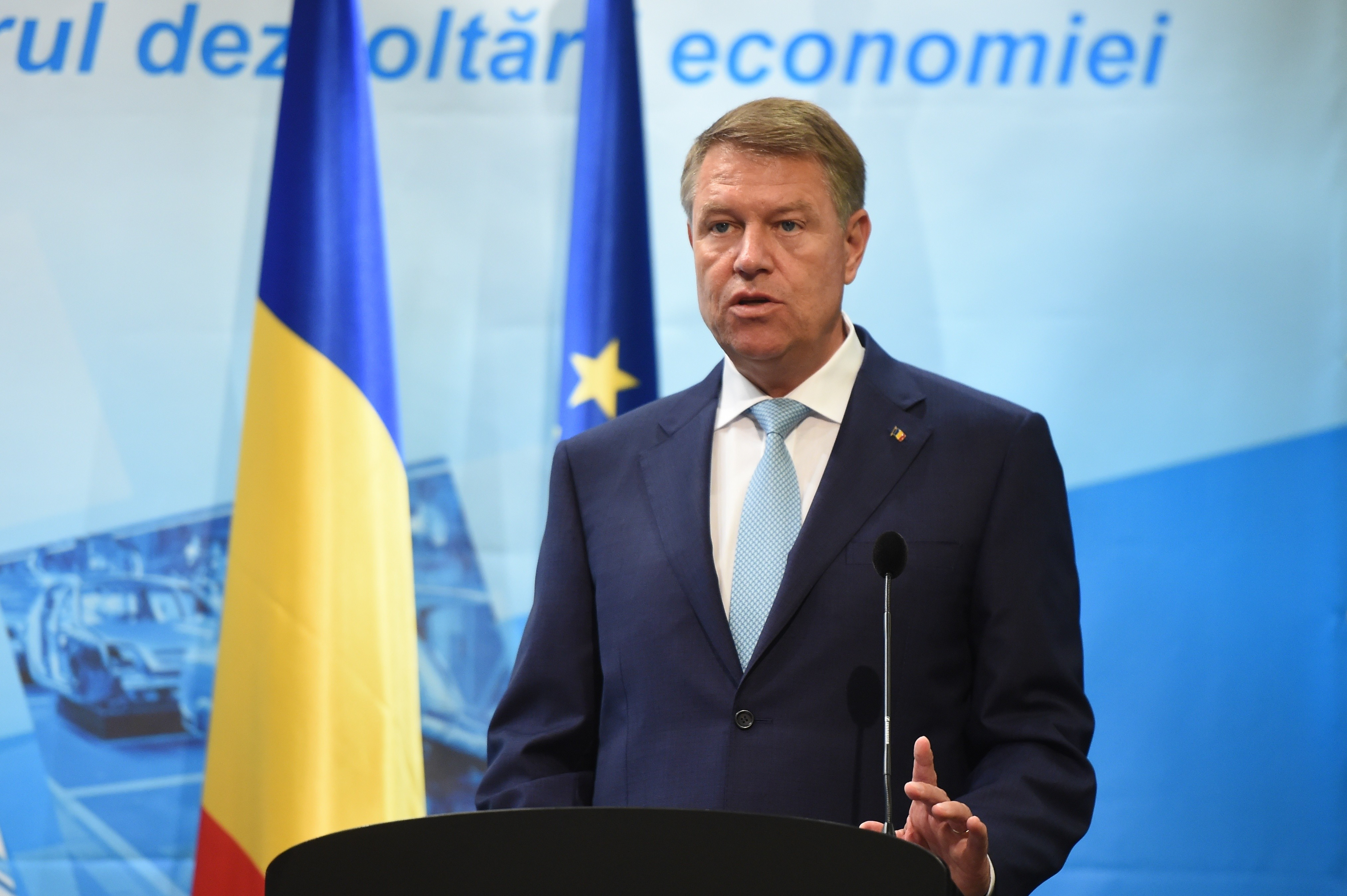 Klaus Iohannis spune că aşteaptă de la guvernanţi ”răspunsuri mai convingătoare” privind Pilonul II de pensii