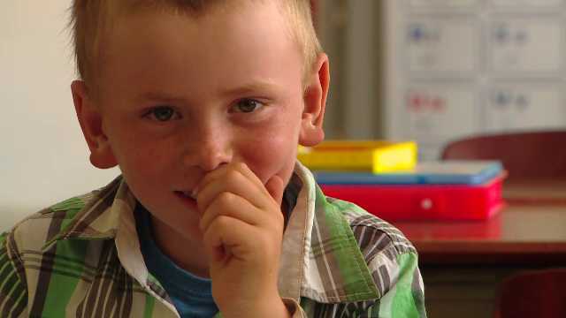 Școala: Absență nemotivată