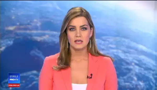 Un bărbat şi-ar fi ucis soţia, apoi s-a sinucis intrând cu maşina într-un TIR