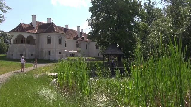 Castele din Transilvania, deschise circuitului turistic. Suma la care se ridică un ”sejur aristocratic”