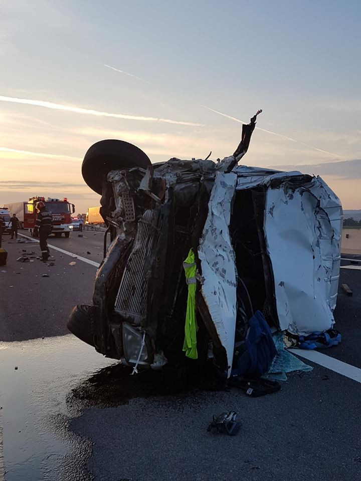 Un bărbat a murit pe autostrada Deva - Orăştie, după ce a adormit la volan. VIDEO