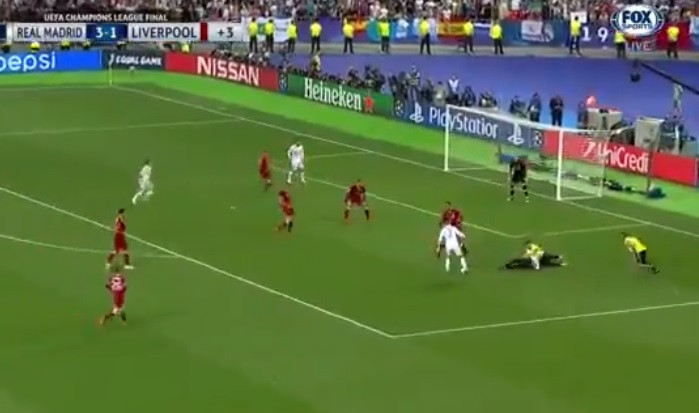 Un suporter a intrat pe teren în timpul finalei Ligii Campionilor. VIDEO