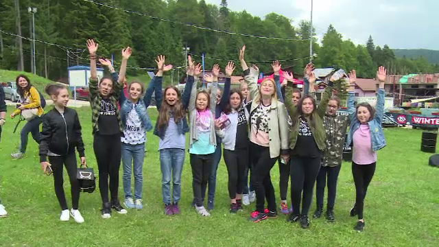 Mii de turiști, de Rusalii pe Valea Prahovei. ”Mai important decât pe tabletă sau pe telefon"