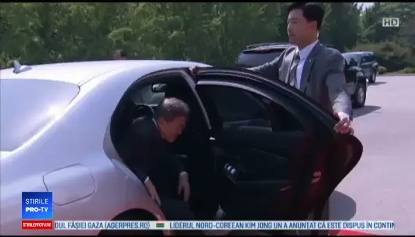 Biograful lui Donald Trump: Dacă vrei ca Trump să facă ce vrei tu, trebuie să-i spui cât de minunat este