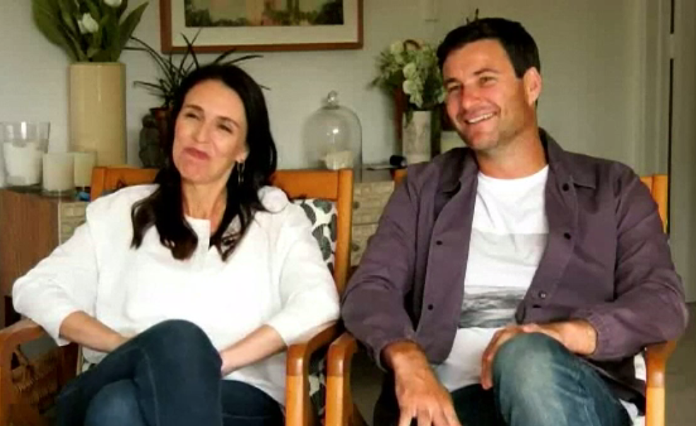 Premierul din Noua Zeelandă a anunțat că este însărcinată. Soțul va sta acasă cu copilul