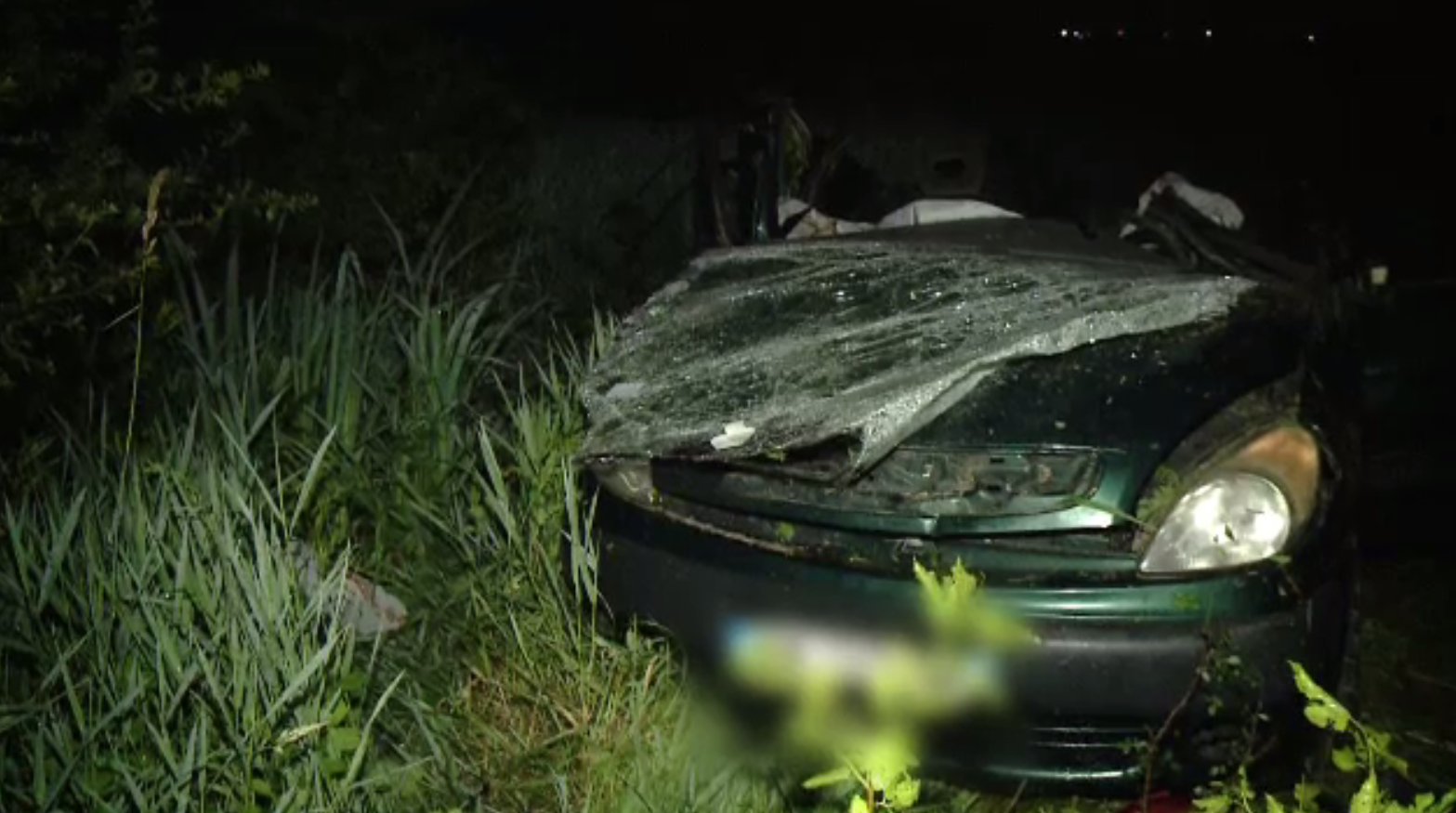 Cinci vieți curmate într-un grav accident rutier provocat în Timiș. Un copil de 8 ani, singurul supraviețuitor