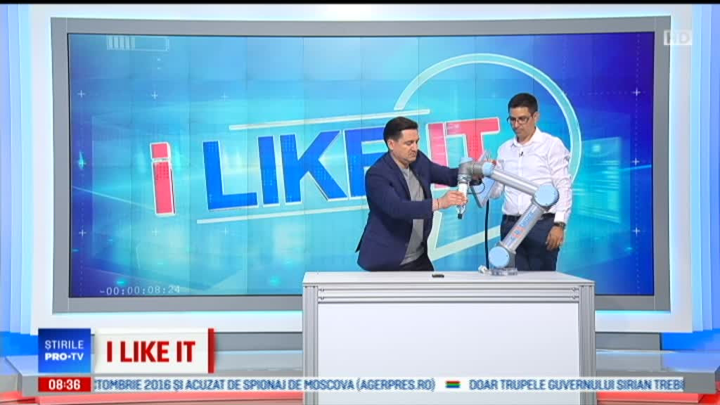Demonstrație LIVE la iLikeIT cu un ”cobot”, un robot care face muncă repetitivă