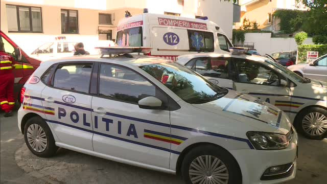Un copil de 9 ani din Capitală şi-a înjunghiat bunica în gât, apoi a sunat la 112
