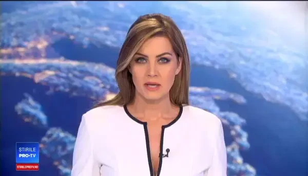 Incendiu puternic într-un cartier de vile din Brașov