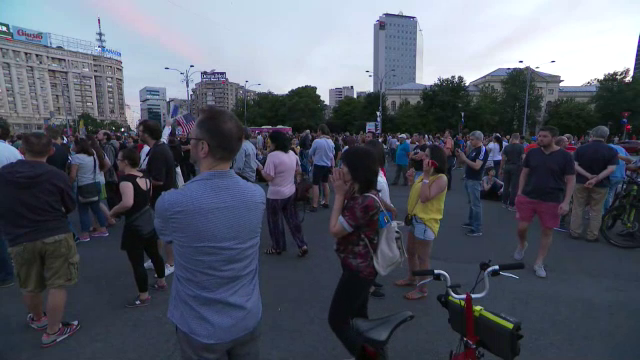 Protest in Piata Victoriei