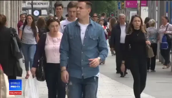 Elevii și studenții lansează avertismente cu privire la noul program de creditare