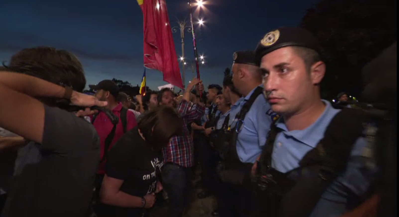 Filmul protestelor din toată țara, după decizia CCR. ”Democrația a murit în România”