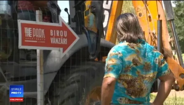 Defrișări în voie în Parcul Tineretului, deși primăria susține că nu a dat aviz