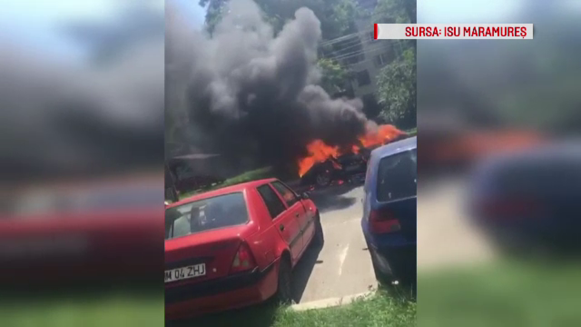 Maşină aflată în mers, cuprinsă de flăcări în Baia-Mare
