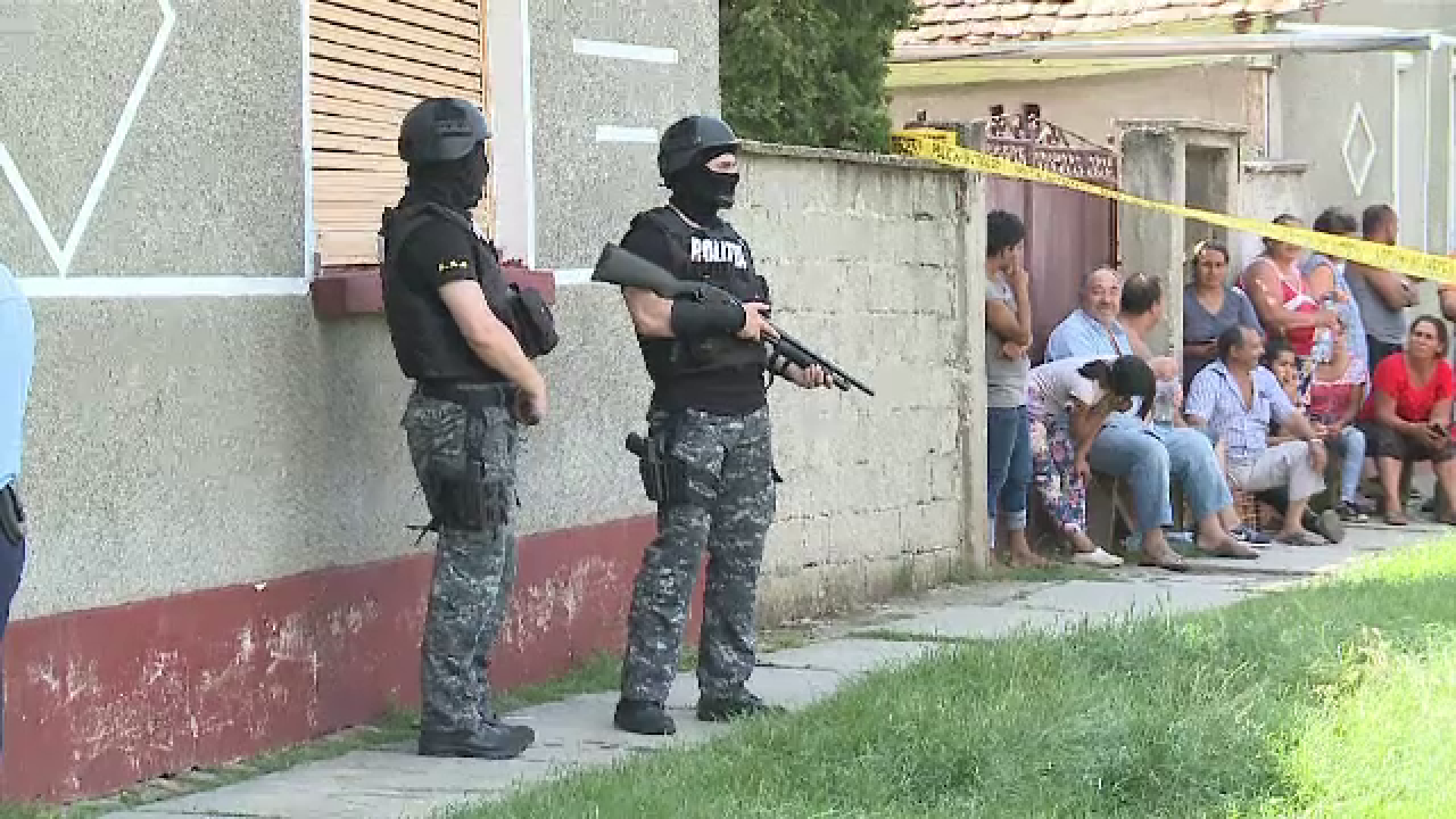 Tânăra din Arad, ucisă de concubin, avea un bebeluş de numai 8 luni