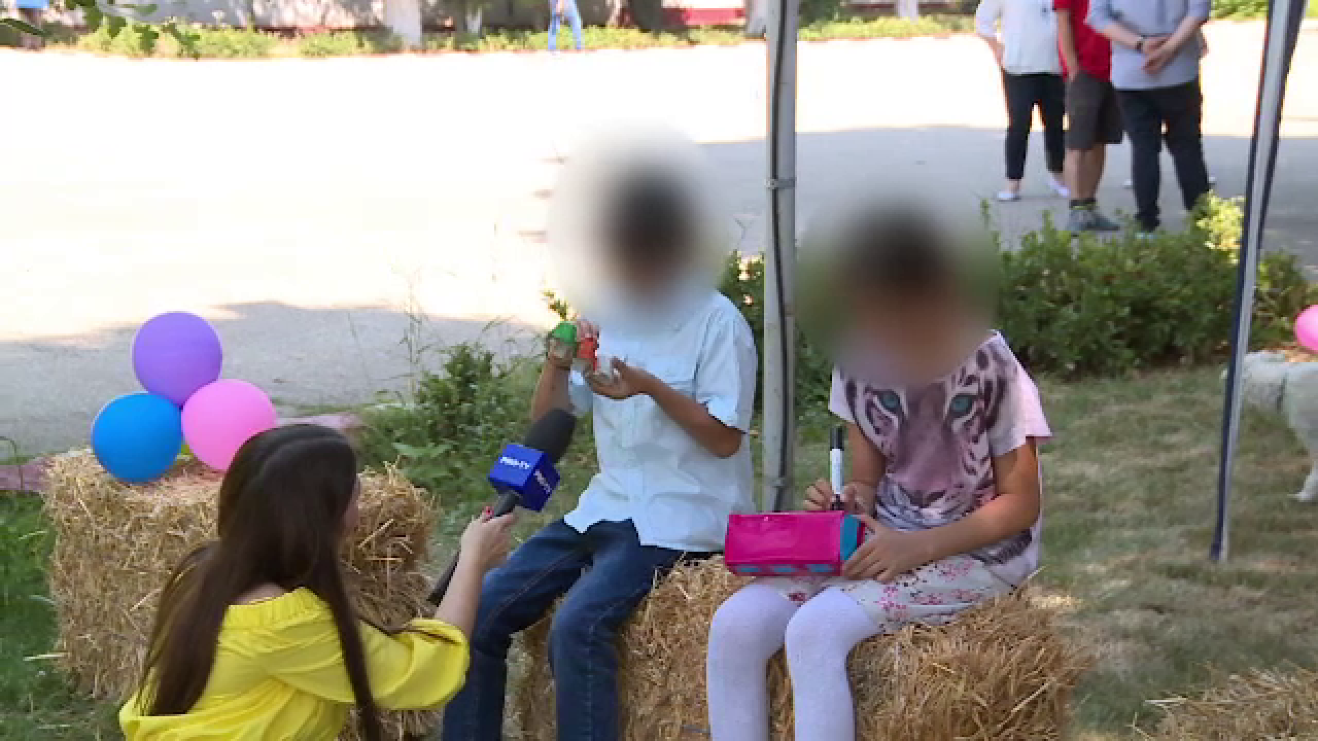 Poveştile copiilor cu părinţii după gratii. "Cu tata e mai bine pentru că nu mă bate niciun copil"