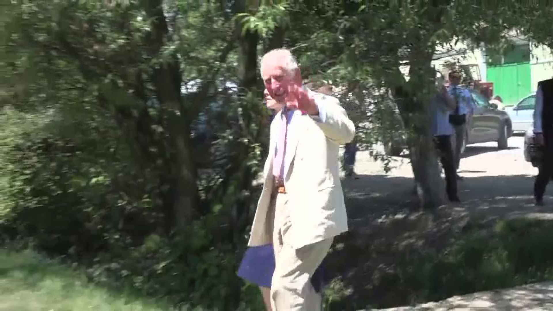 Cum și-a petrecut prințul Charles ziua la Valea Zălanului. "A degustat usturoi"