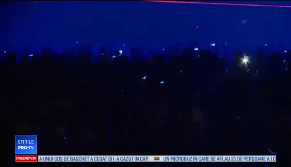 Afterhills 2018. Mii de oameni în prima zi de festival. Un balon cu aer cald, atracția serii