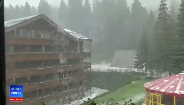 Caderi de grindina in Brasov