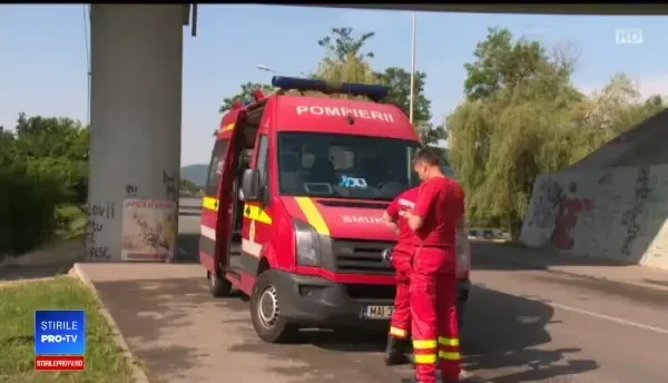 Un bărbat de 50 de ani, lovit mortal de tren, la intrarea în Bistriţa