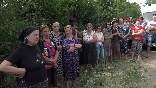 Un bărbat din Buzău și-ar fi ucis vecinul. "I-ar fi dat o ţuică, bere eu nu ştiu nimic."